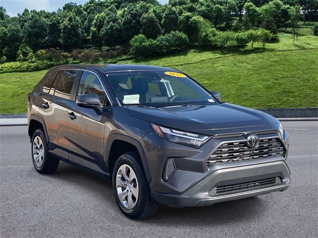 2023 Toyota RAV4 LE FWD