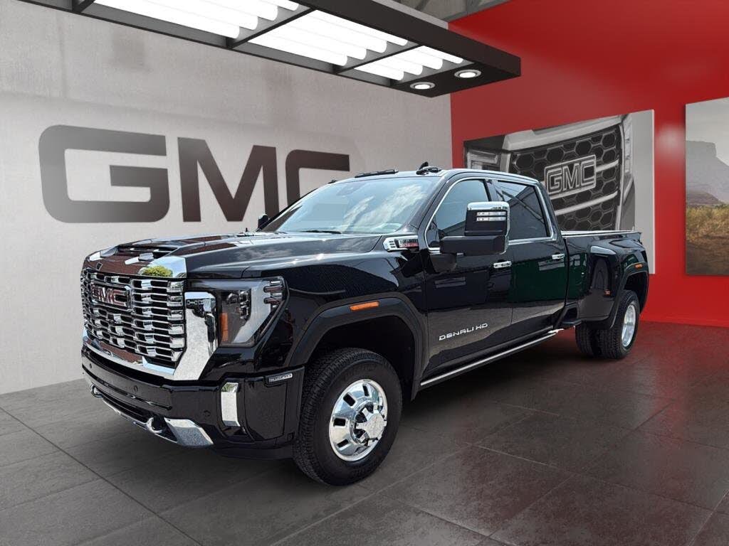 2024 GMC Sierra 3500HD Denali Crew Cab 4WD