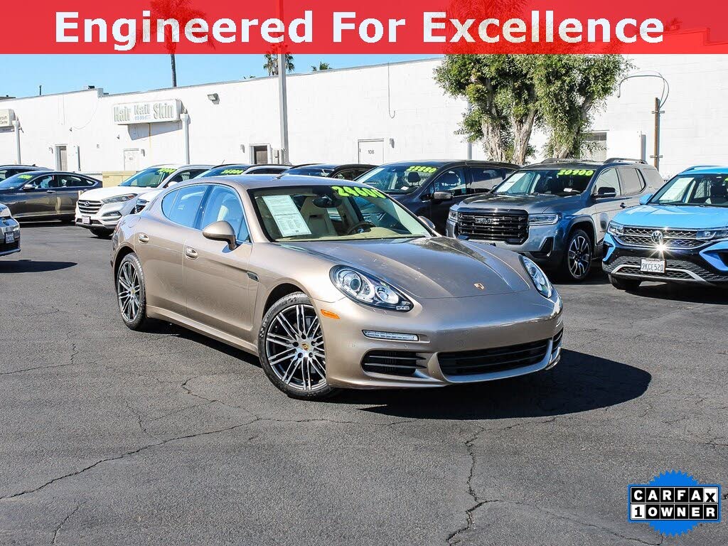 2015 Porsche Panamera S