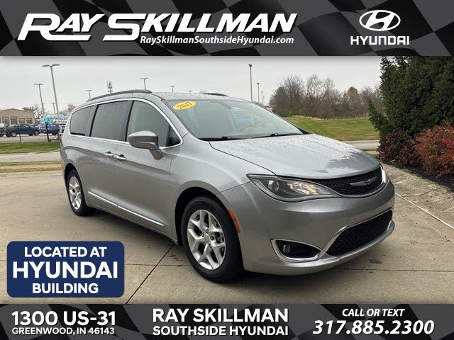 2017 Chrysler Pacifica Touring L FWD