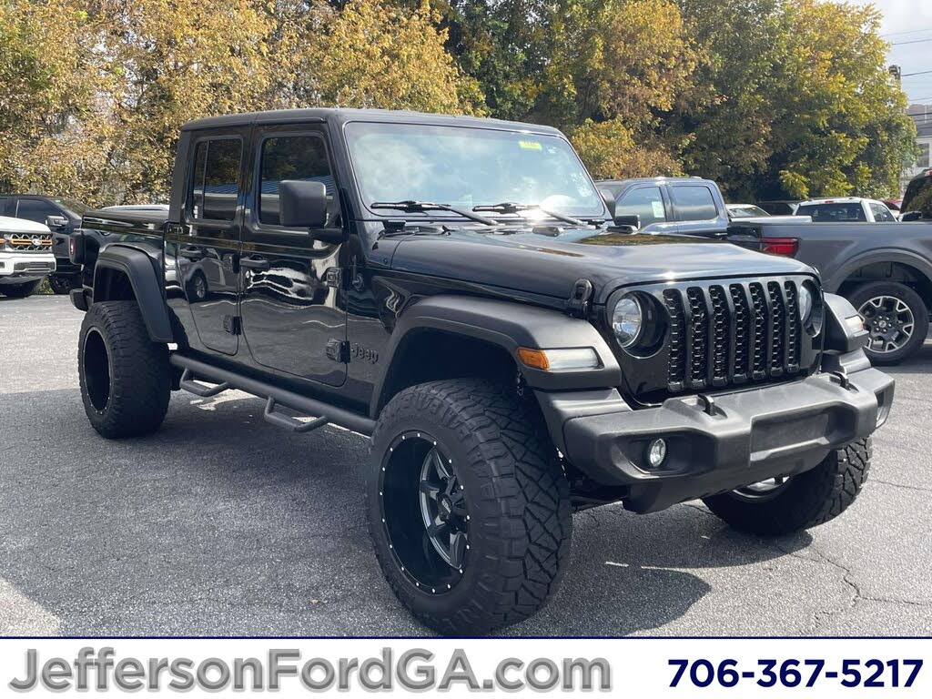 2020 Jeep Gladiator Sport Crew Cab 4WD