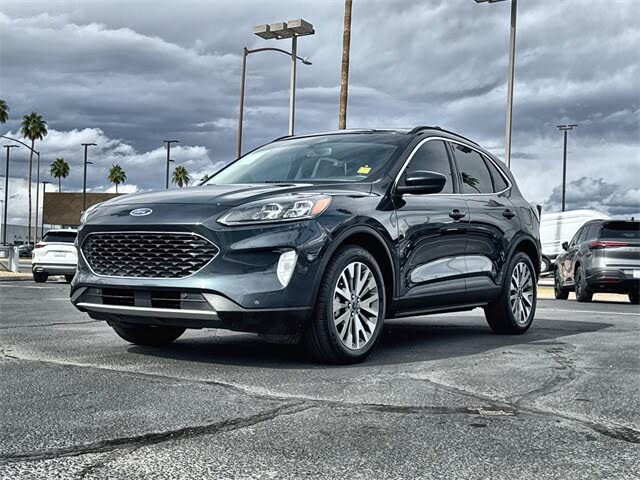 2022 Ford Escape Titanium AWD