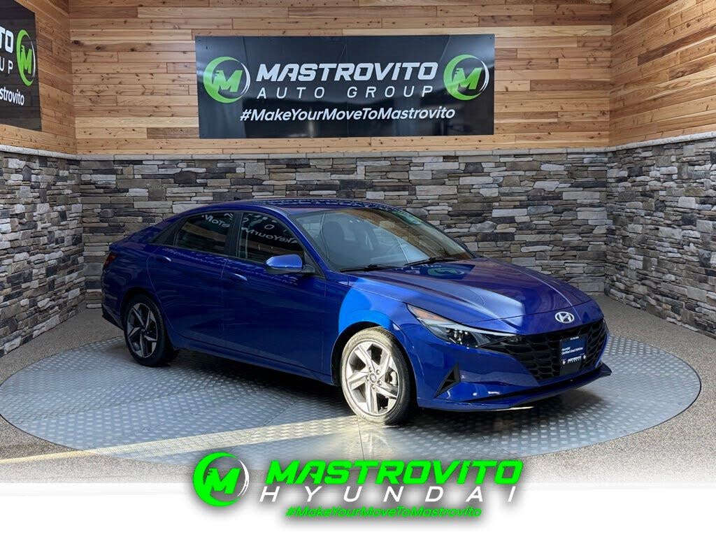 2023 Hyundai Elantra SEL FWD
