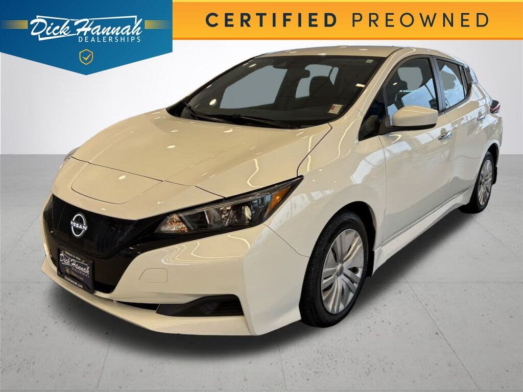 2023 Nissan LEAF S FWD