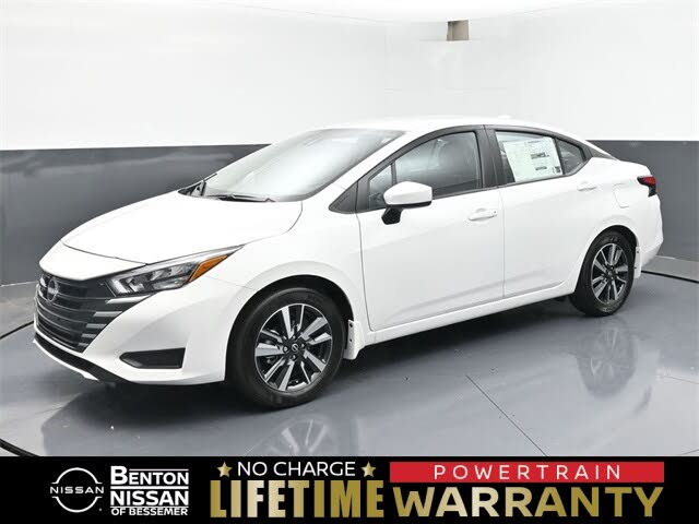 2025 Nissan Versa SV FWD