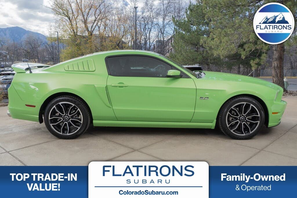 2013 Ford Mustang GT Premium Coupe RWD
