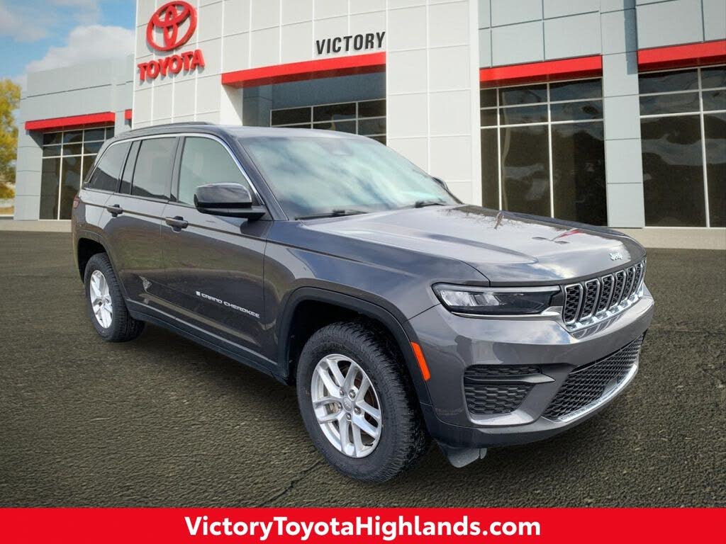 2024 Jeep Grand Cherokee Laredo X 4WD