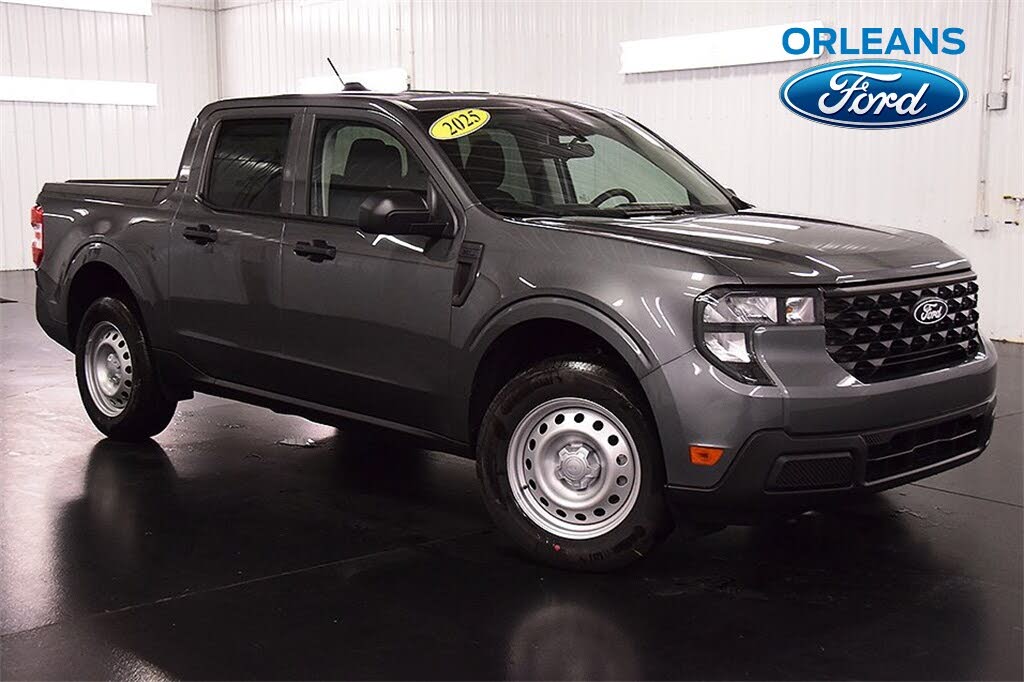 2025 Ford Maverick XL SuperCrew AWD