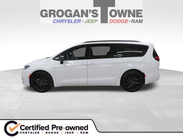 2025 Chrysler Pacifica Limited FWD