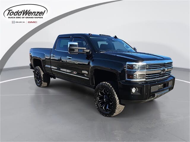 2017 Chevrolet Silverado 2500HD High Country Crew Cab 4WD
