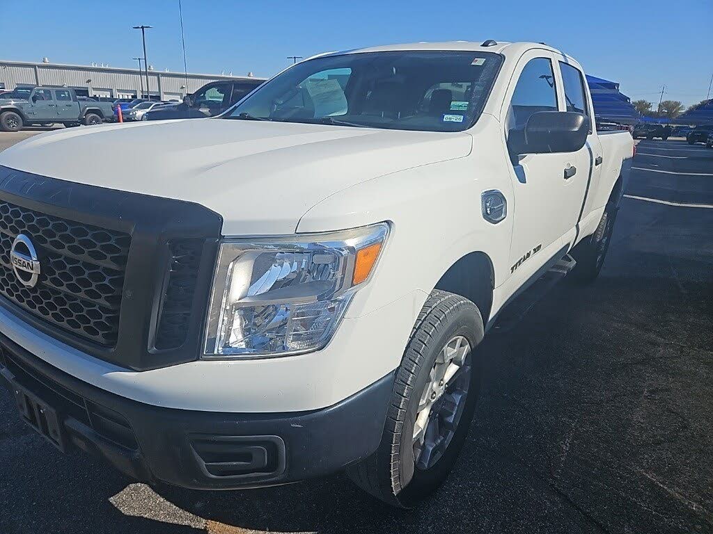2019 Nissan Titan XD S Crew Cab 4WD