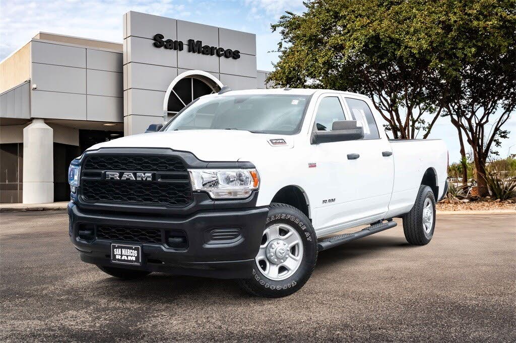 2022 RAM 3500 Tradesman Crew Cab LB RWD