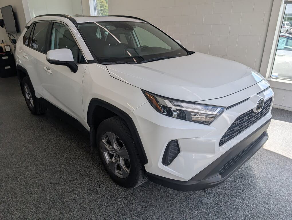 2022 Toyota RAV4 XLE AWD