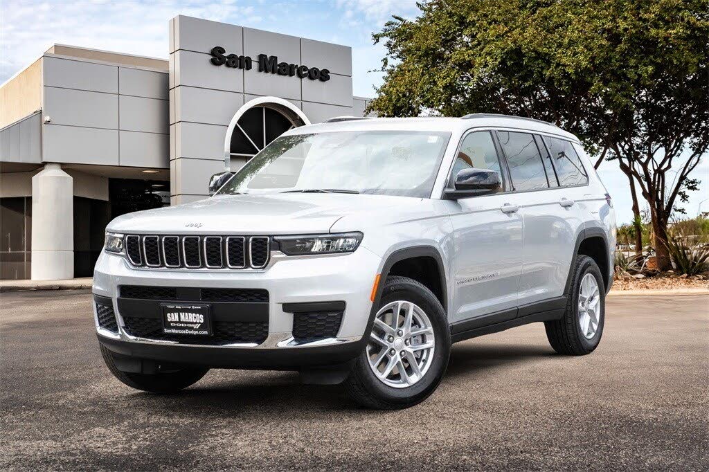 2025 Jeep Grand Cherokee L Laredo RWD