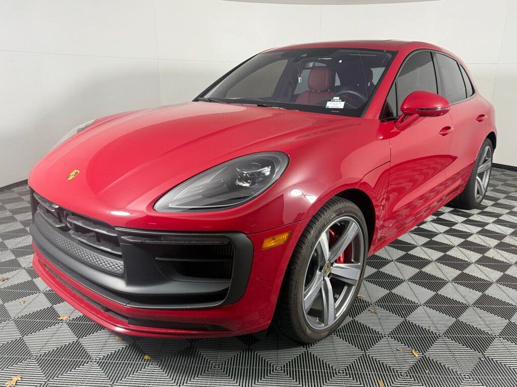 2025 Porsche Macan GTS AWD