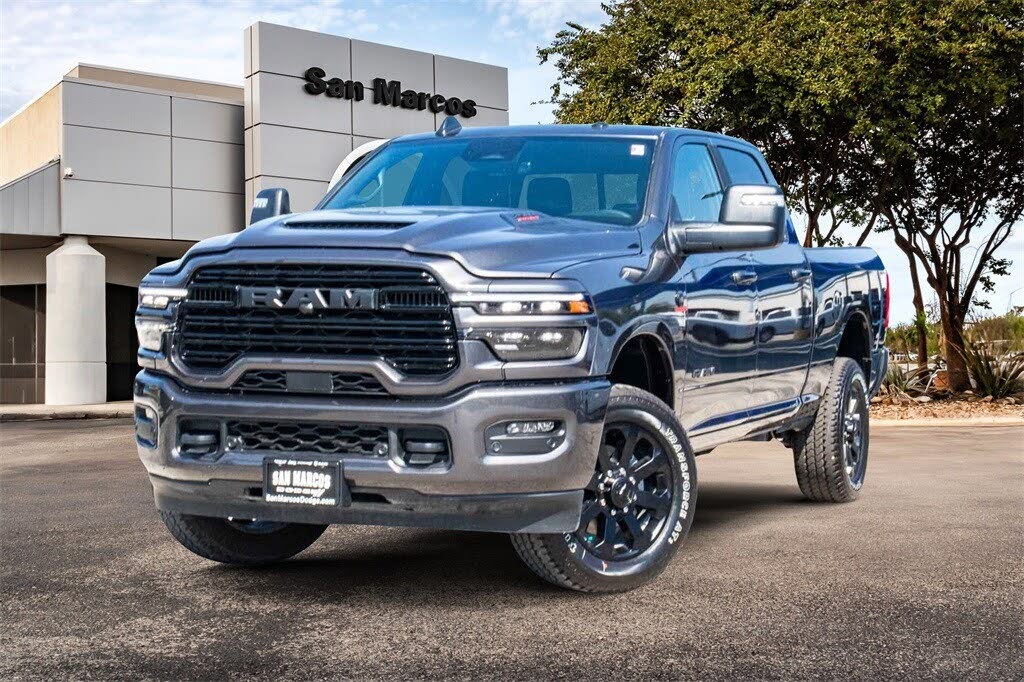 2025 RAM 2500 Laramie Crew Cab 4WD