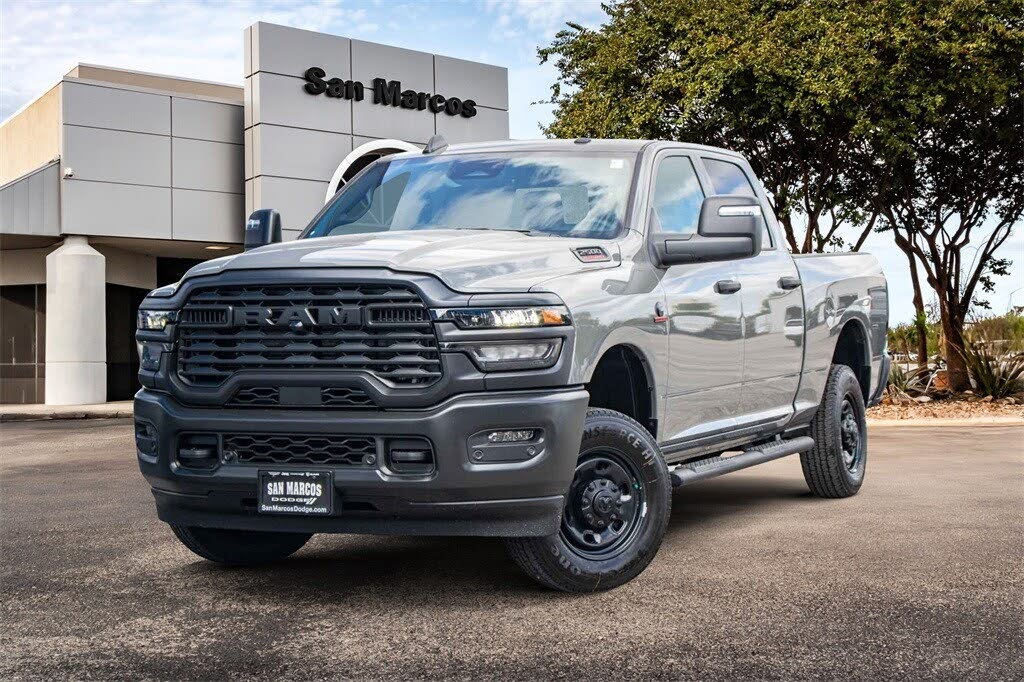 2026 RAM 2500 Tradesman Crew Cab 4WD
