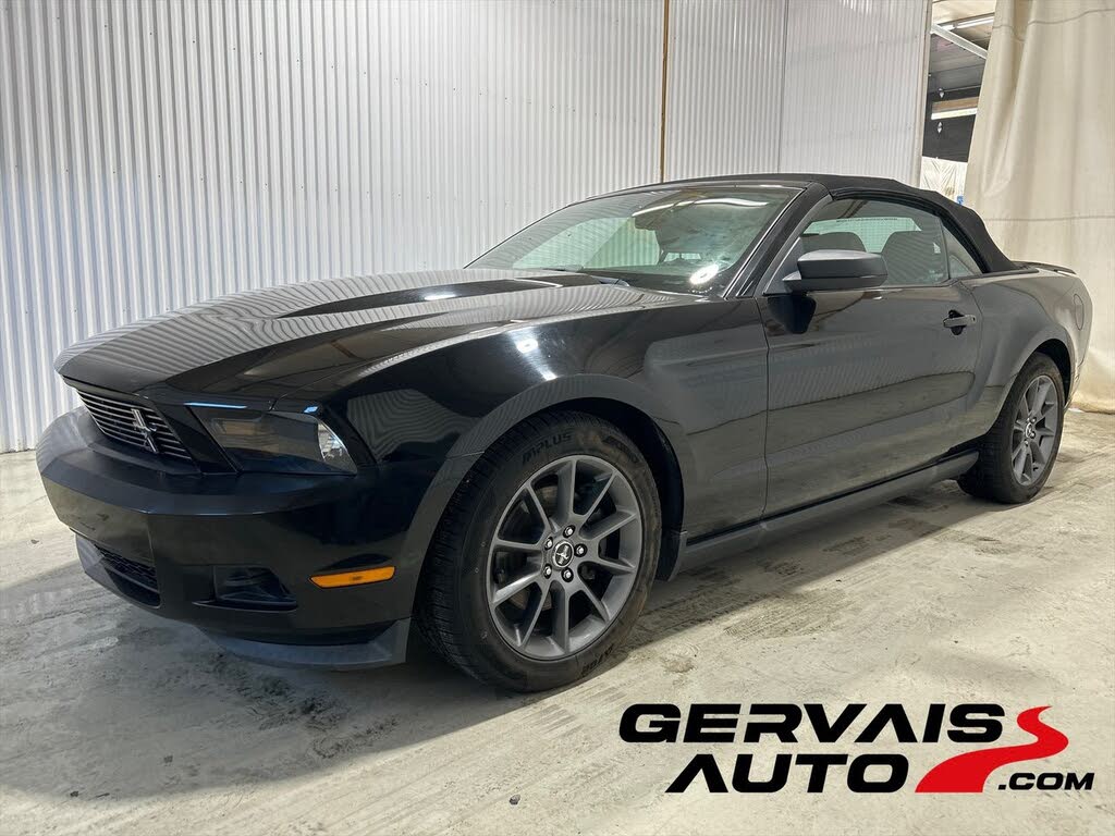 Ford Mustang V6 Premium Convertible RWD 2012