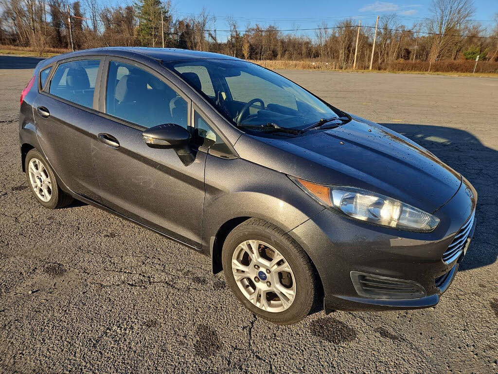 2015 Ford Fiesta SE Hatchback