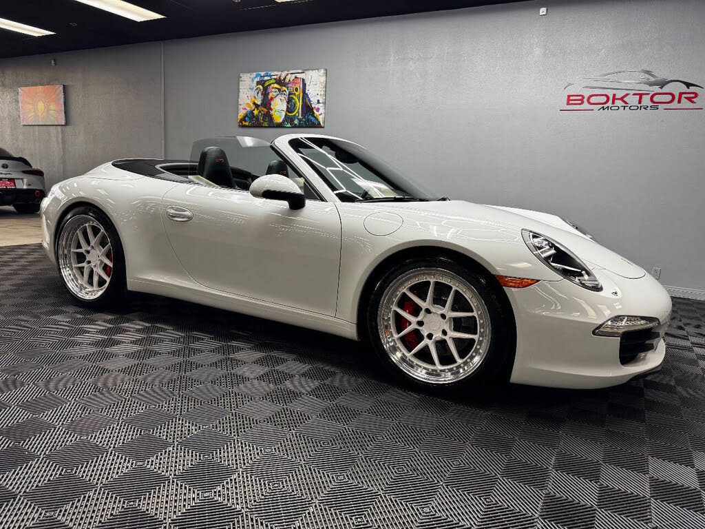 2015 Porsche 911 Carrera S Cabriolet RWD