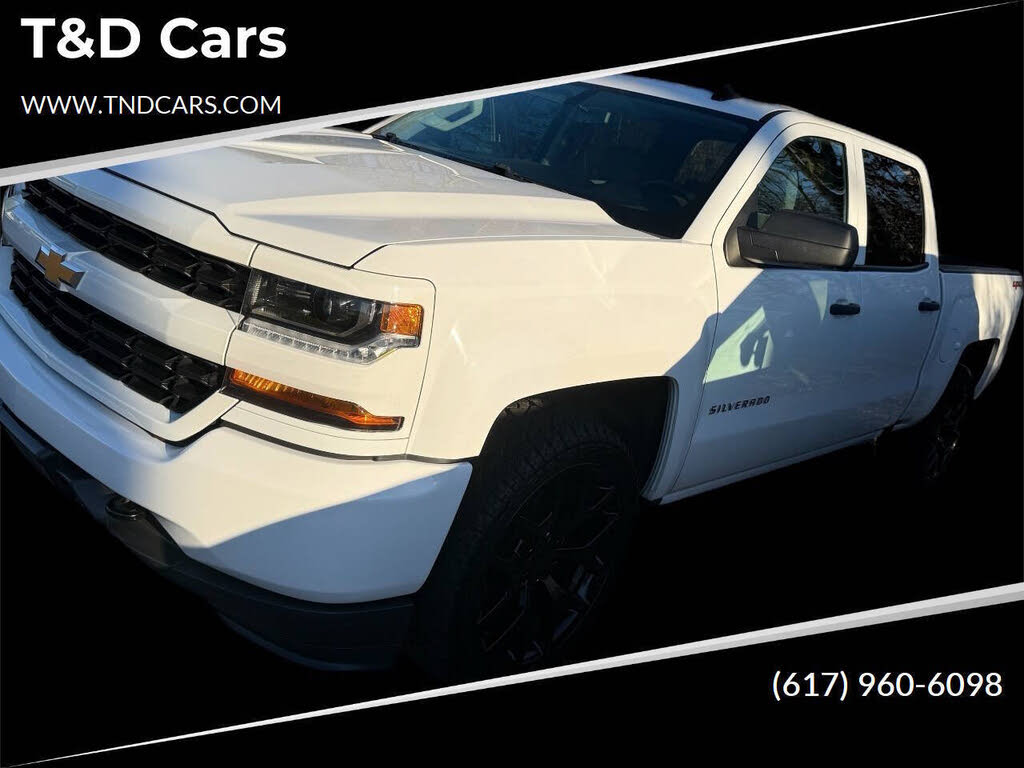 2018 Chevrolet Silverado 1500 Custom Crew Cab 4WD