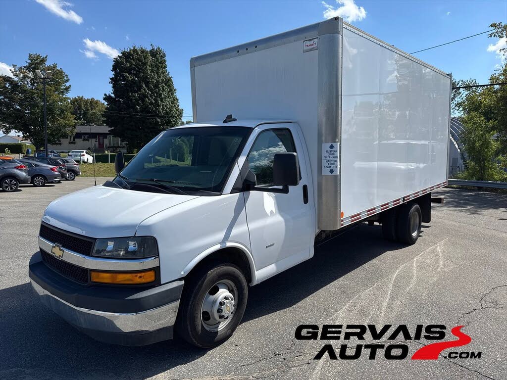 2019 Chevrolet Express Chassis 3500 177 Cutaway RWD