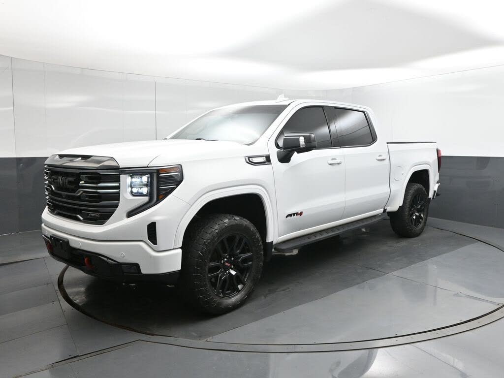 2022 GMC Sierra 1500 AT4 Crew Cab 4WD
