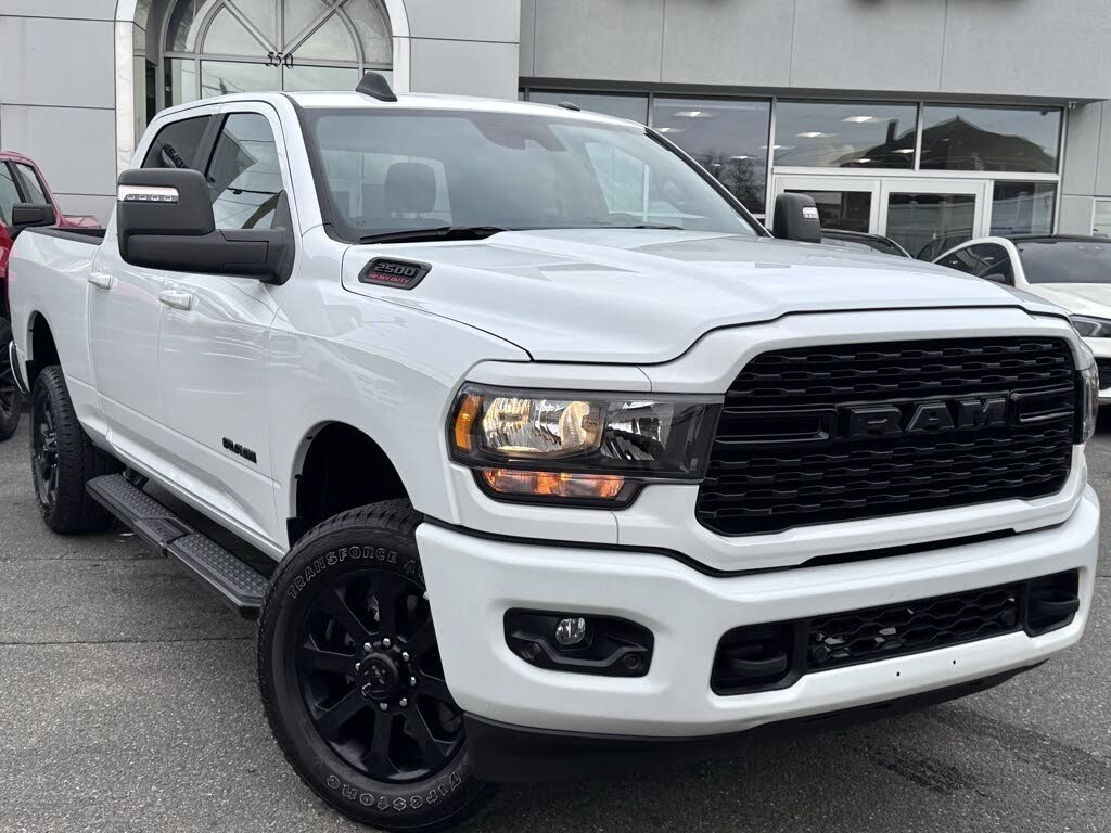 2024 RAM 2500 Big Horn Crew Cab 4WD