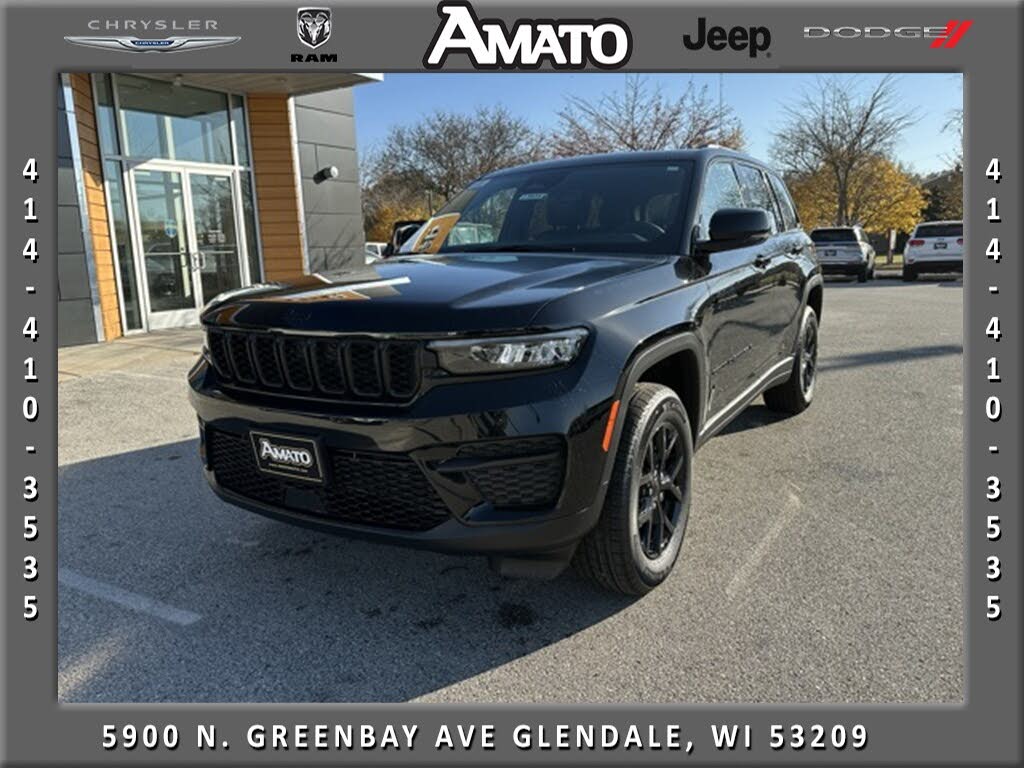 2025 Jeep Grand Cherokee Laredo 4WD