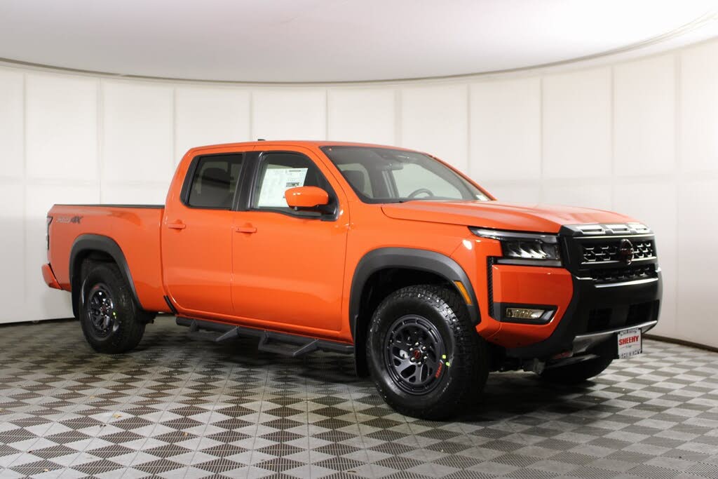 2026 Nissan Frontier PRO-4X Crew Cab LB 4WD