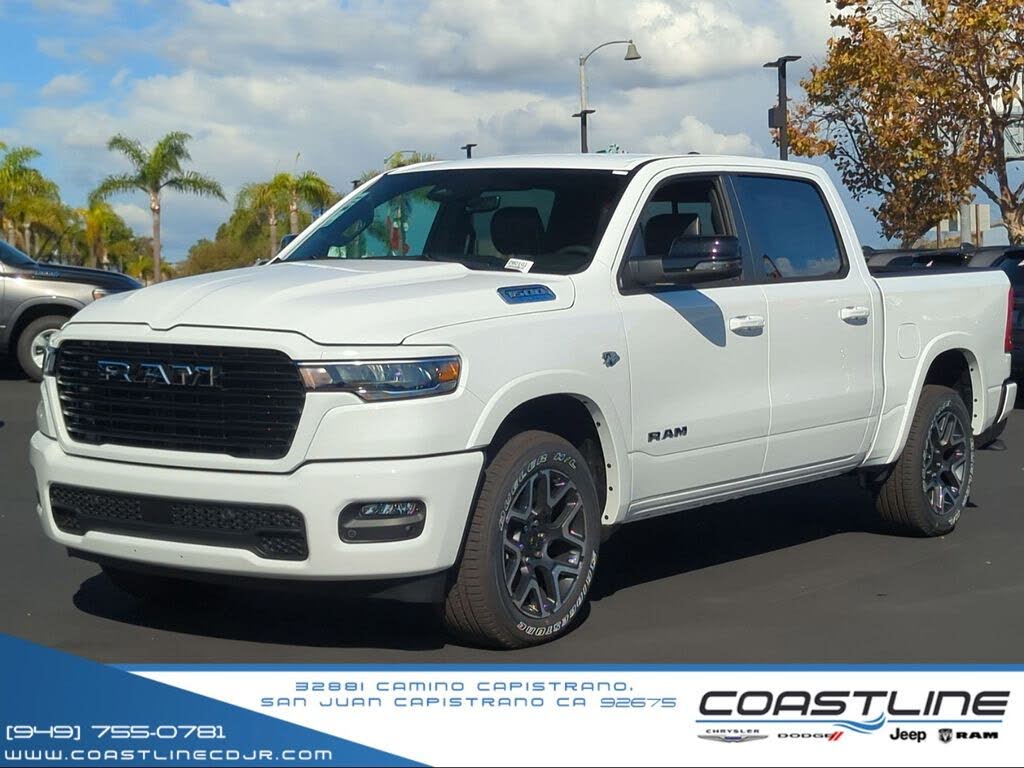 2026 RAM 1500 Laramie Crew Cab 4WD