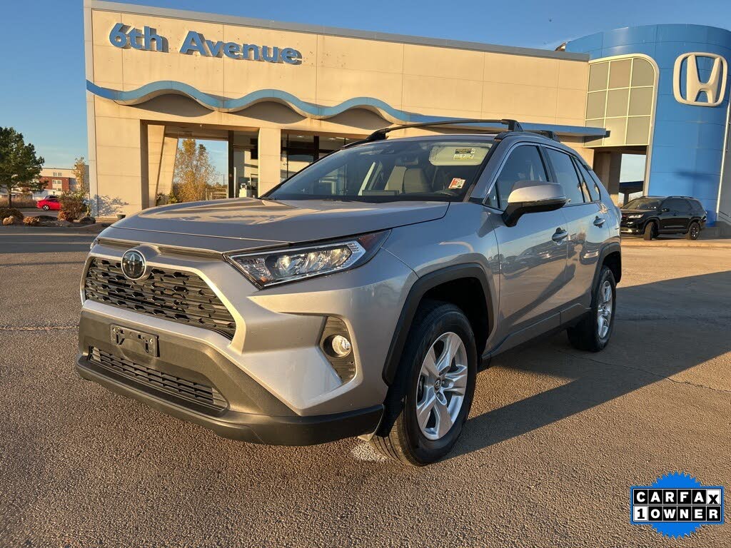2019 Toyota RAV4 XLE FWD