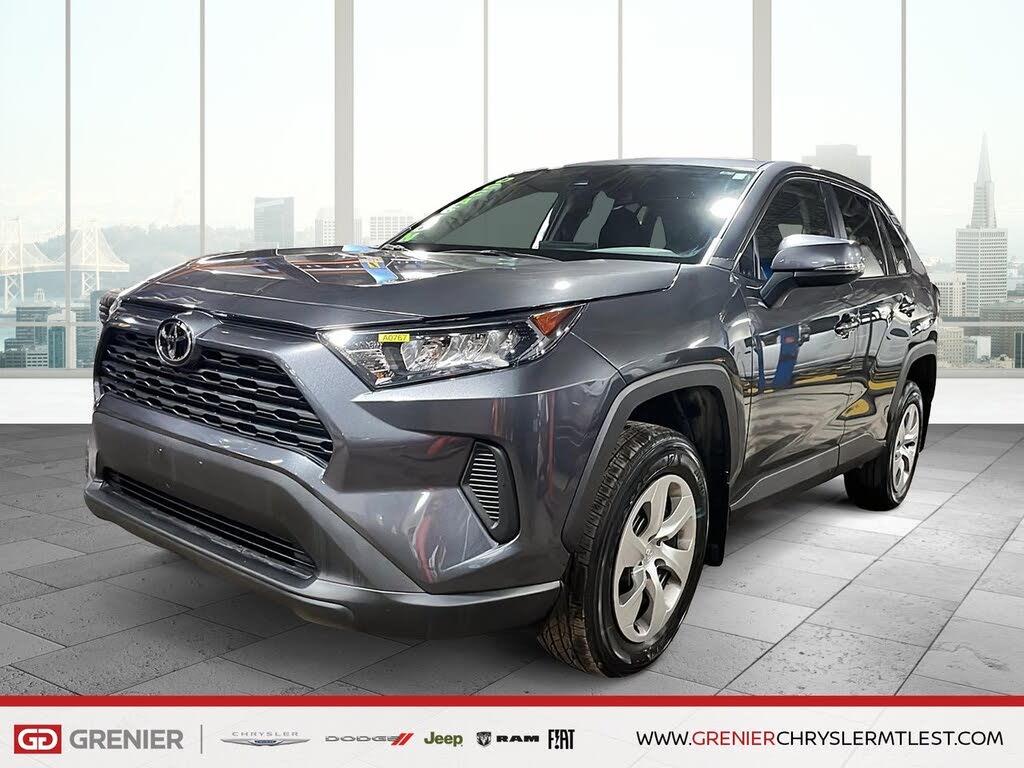 Toyota RAV4 LE AWD 2022