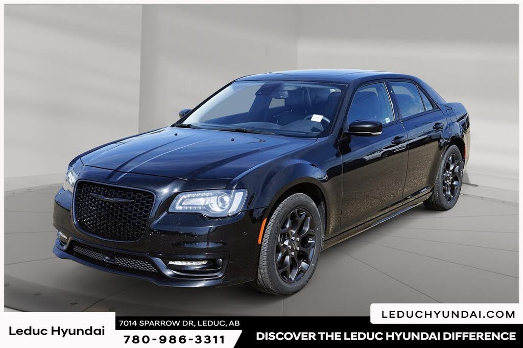 2023 Chrysler 300 Touring L AWD