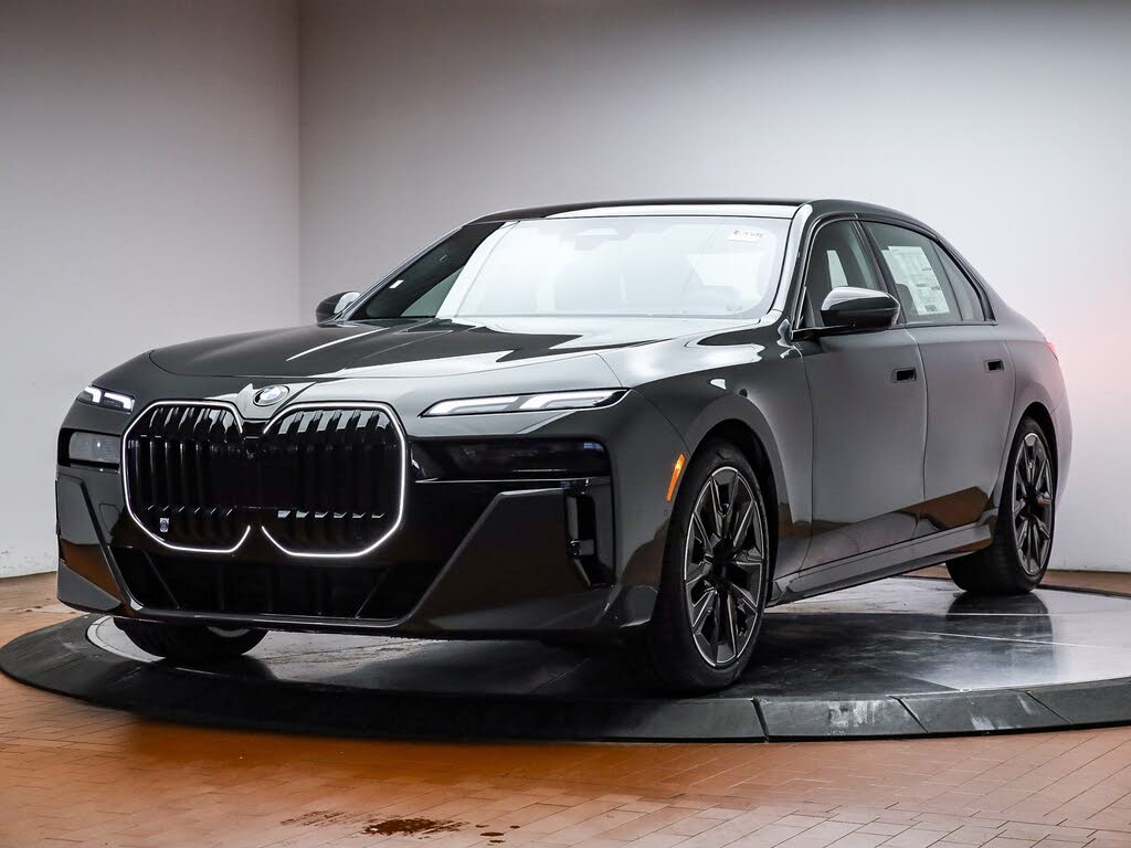 2026 BMW 7 Series 740i RWD