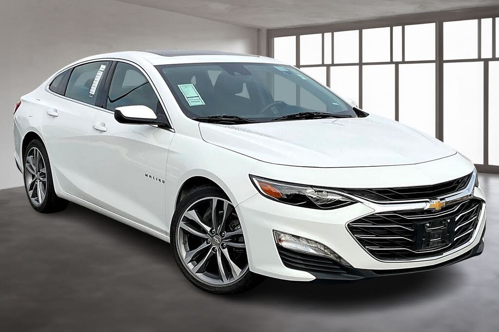 2023 Chevrolet Malibu LT with 1LT FWD