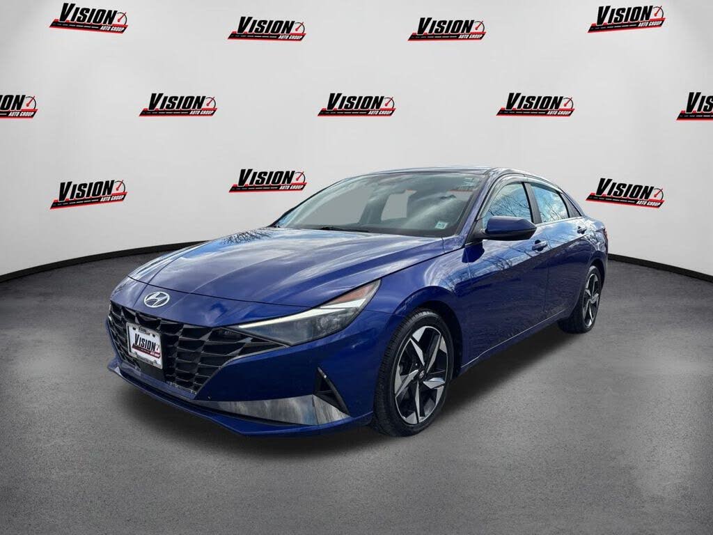 2023 Hyundai Elantra Limited FWD