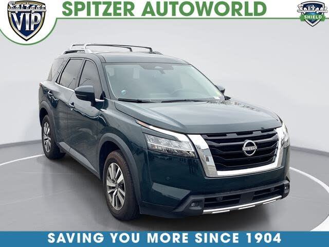 2023 Nissan Pathfinder SL 4WD