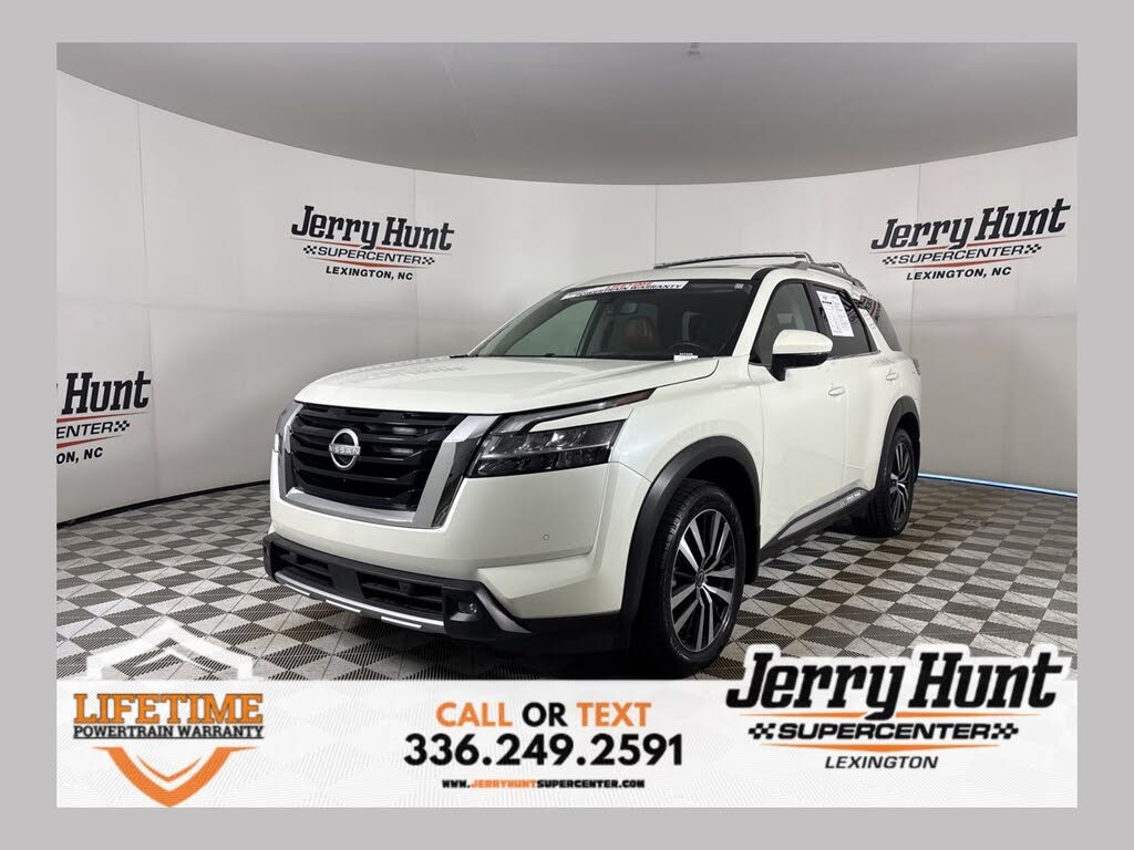2024 Nissan Pathfinder Platinum FWD