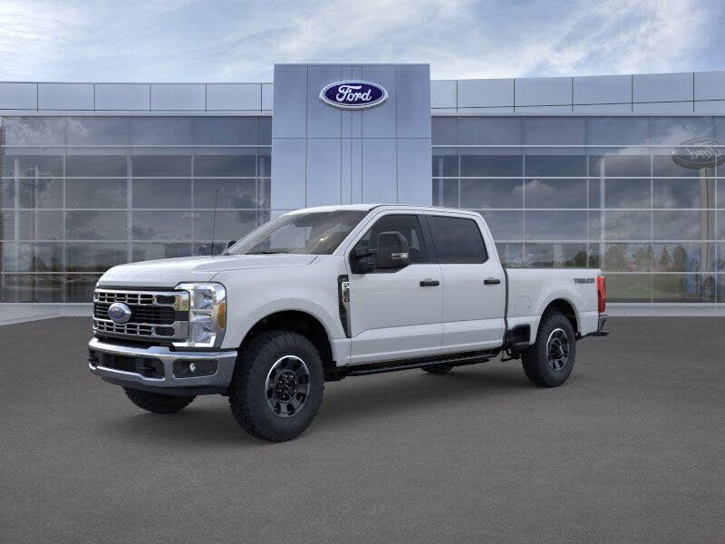 2026 Ford F-350 Super Duty XLT Crew Cab 4WD