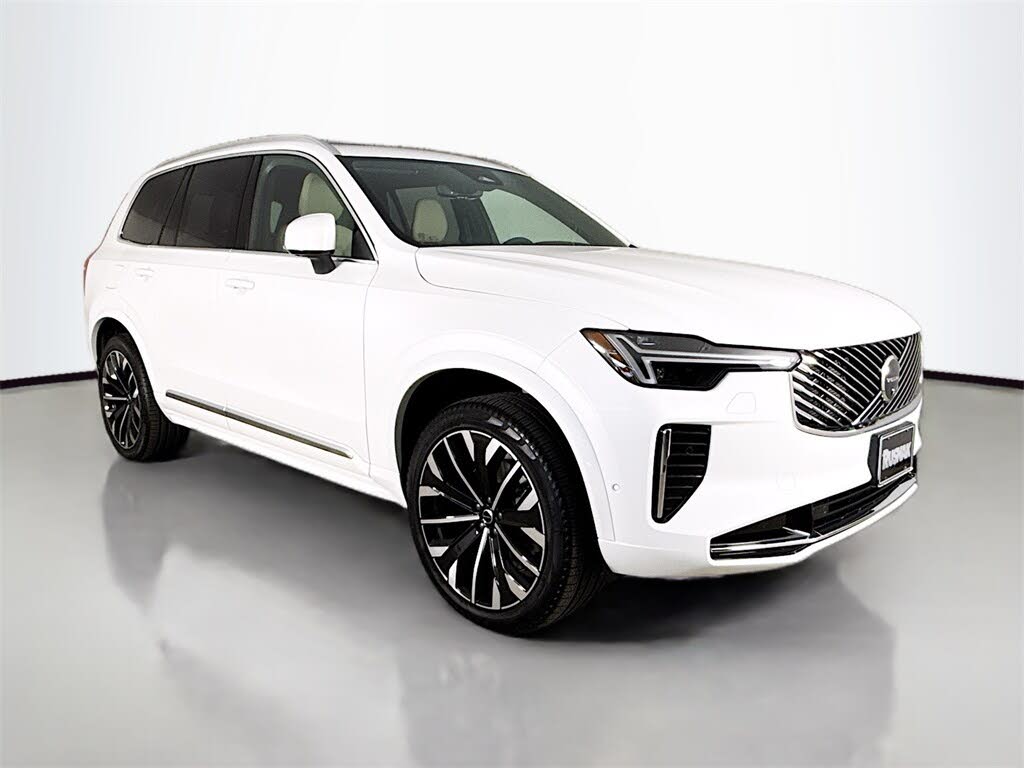 2026 Volvo XC90 B5 Plus 7-Passenger AWD