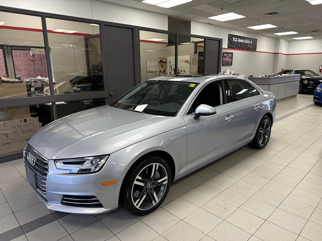 Audi A4 2.0T quattro Technik AWD 2017