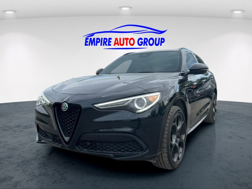 2022 Alfa Romeo Stelvio Veloce AWD