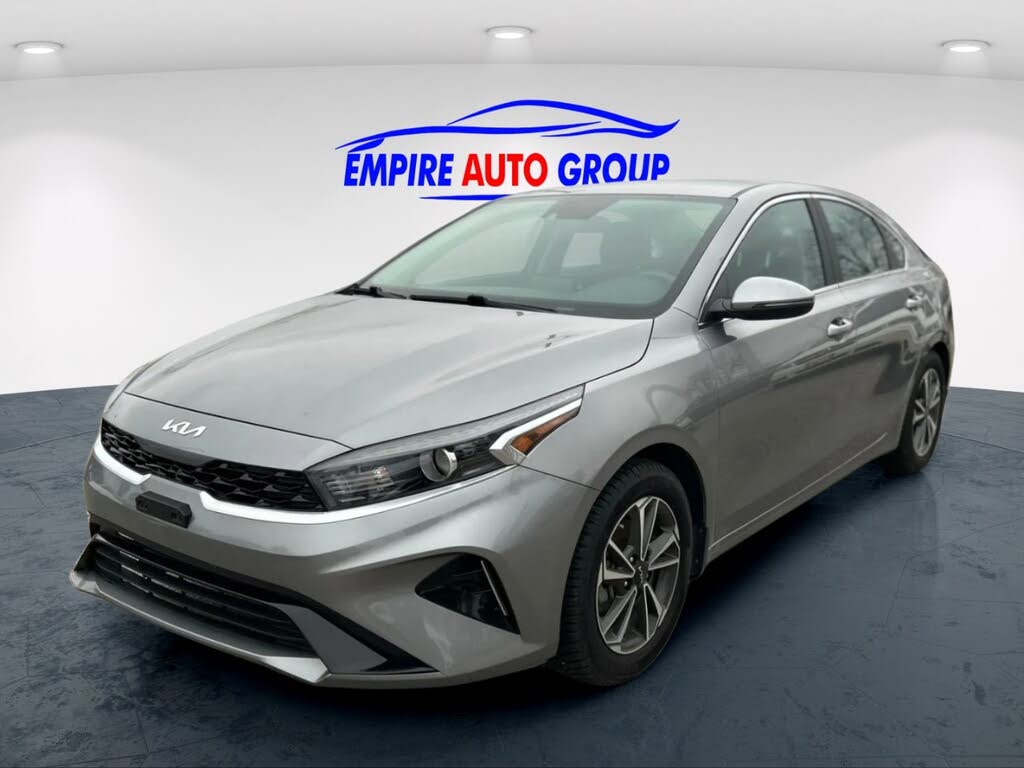 2023 Kia Forte EX FWD