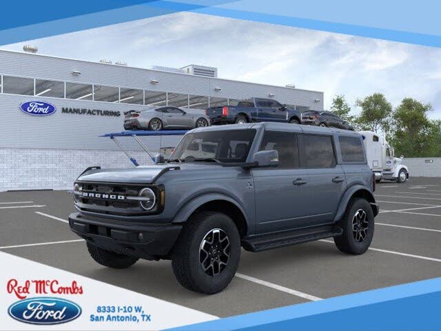 2025 Ford Bronco Outer Banks 4-Door 4WD