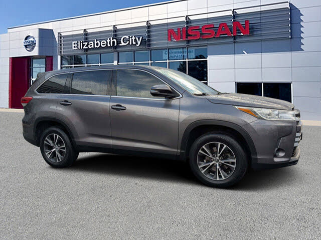 2019 Toyota Highlander LE FWD