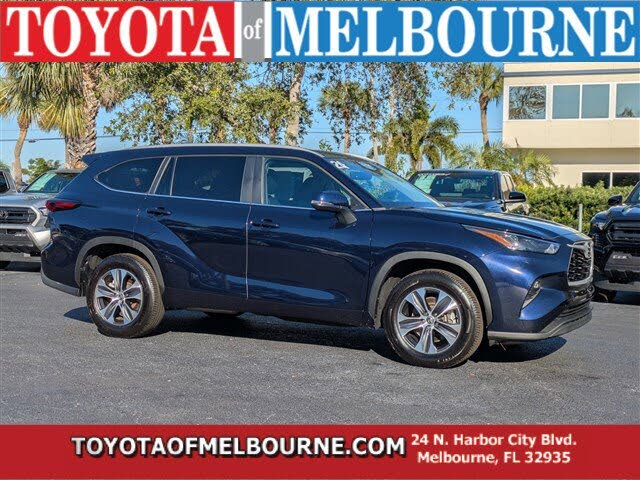 2024 Toyota Highlander LE FWD