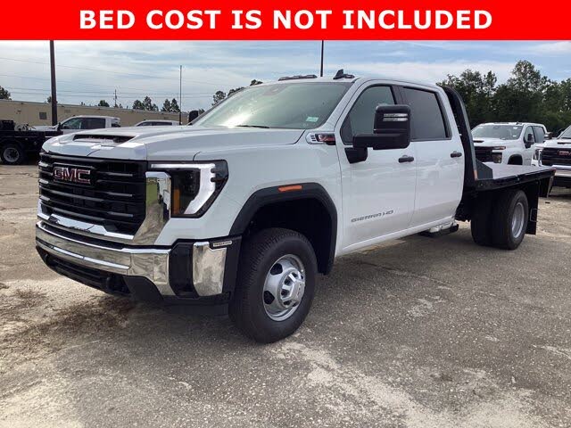2025 GMC Sierra 3500HD Chassis Pro Crew Cab 4WD
