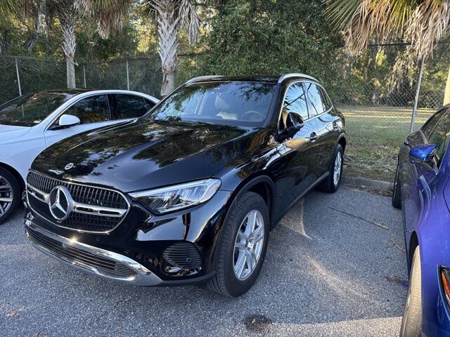 2025 Mercedes-Benz GLC 300 4MATIC