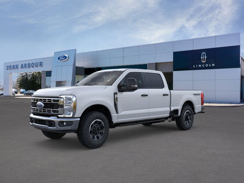 2026 Ford F-350 Super Duty XLT Crew Cab 4WD